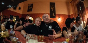 126 Komun&aacute;l v Rock Pubu